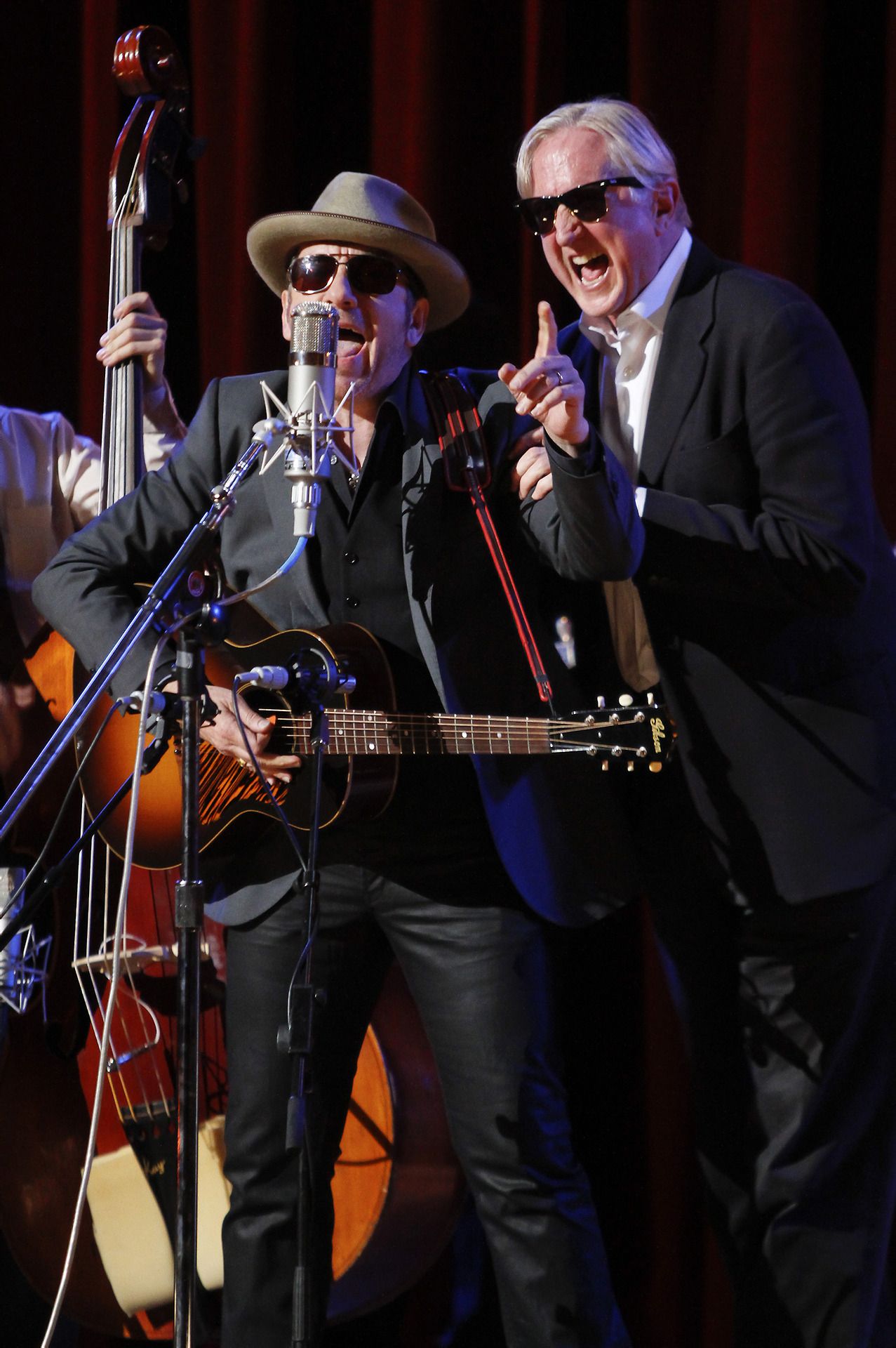  p>《醉乡民谣》是由 a href="#" data-lemmaid="4826386">伊桑·科恩