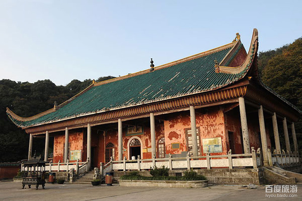 藏经殿位于湖南省衡阳市 a target="_blank" href="/item/南岳衡山