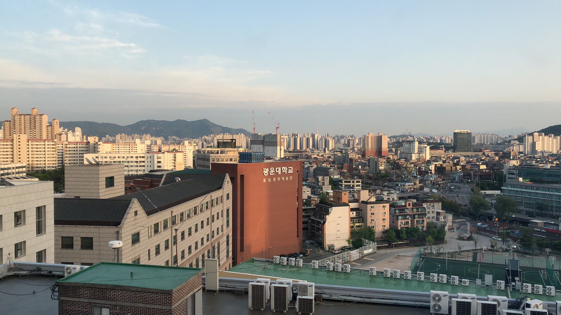  p>韩国光云大学(韩国语:               ,英语:kwangwoon university