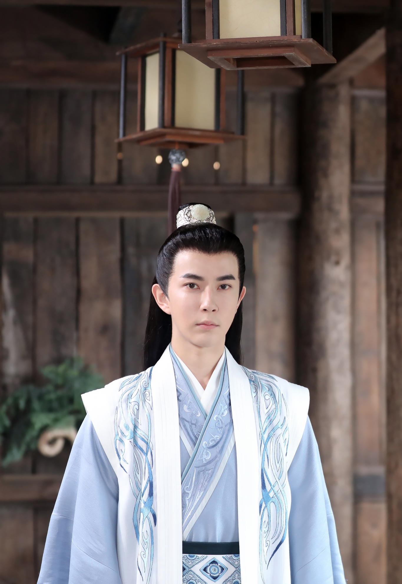 明月曾照江东寒