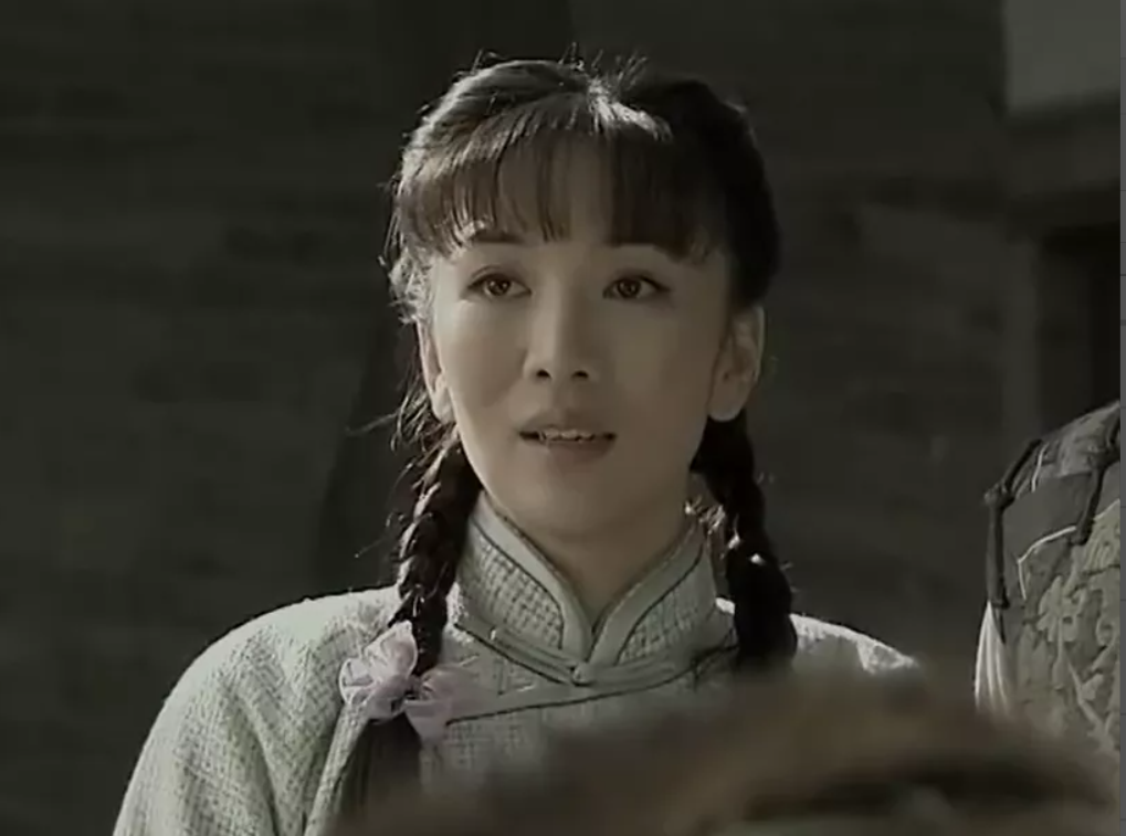 秦曼卿