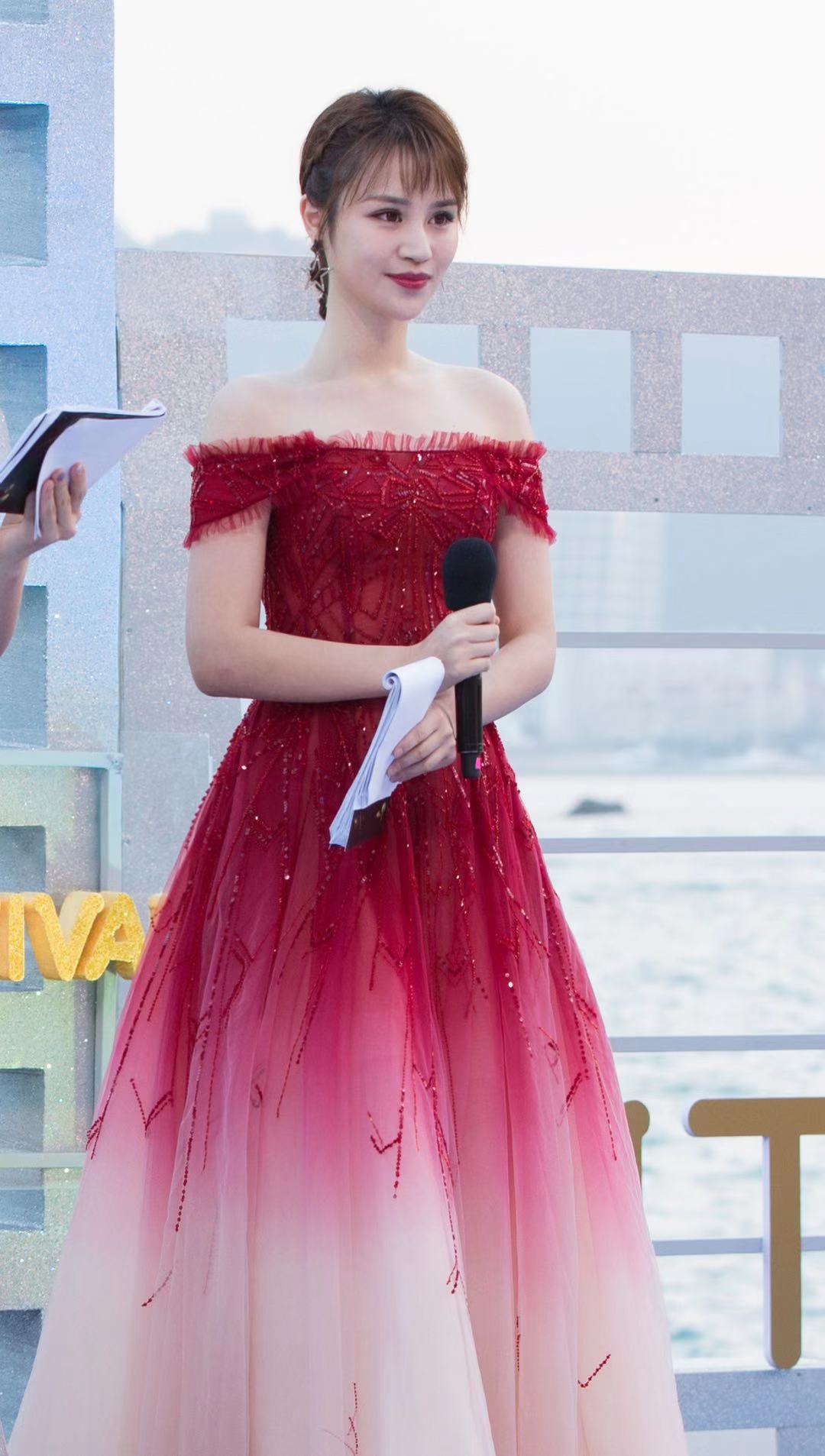  p>罗曼,中国内地女主持人,中央电视台 a target="_blank" href="