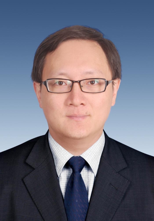  p data-id="srpi2fxdmnyp">王宇晖,男,汉族, 浙江新昌人,2005年6月