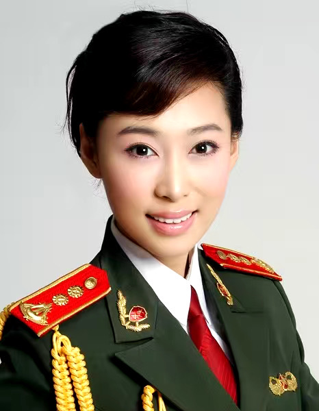  p>刘晓婕,女,武警政治部文工团歌唱演员.
