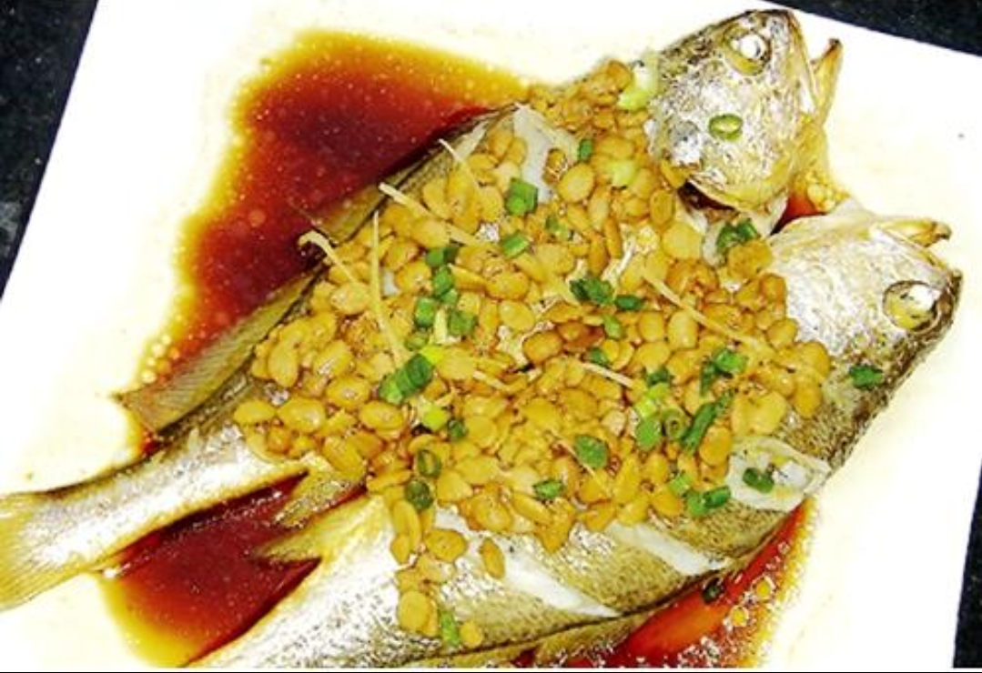 豆酱蒸鱼
