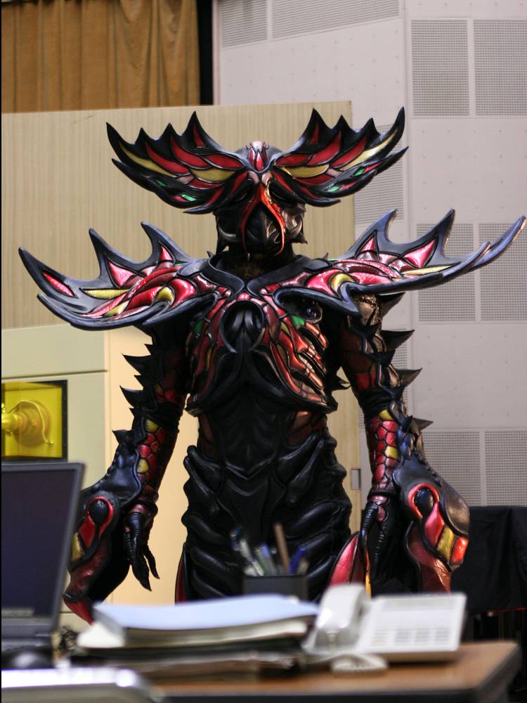 日本特摄剧《 a target="_blank" href="/item/假面骑士kiva/2790304"