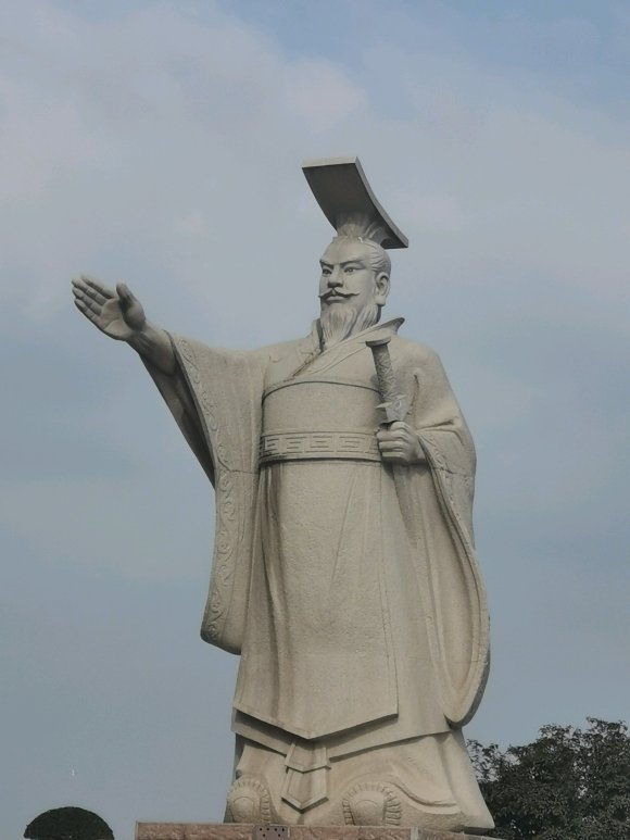 吴大帝孙权雕像赋