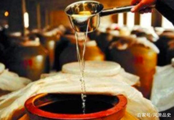 古代的酒有多少度？为什么古人经常喝好几坛也不会醉？换你也可以_百科TA说