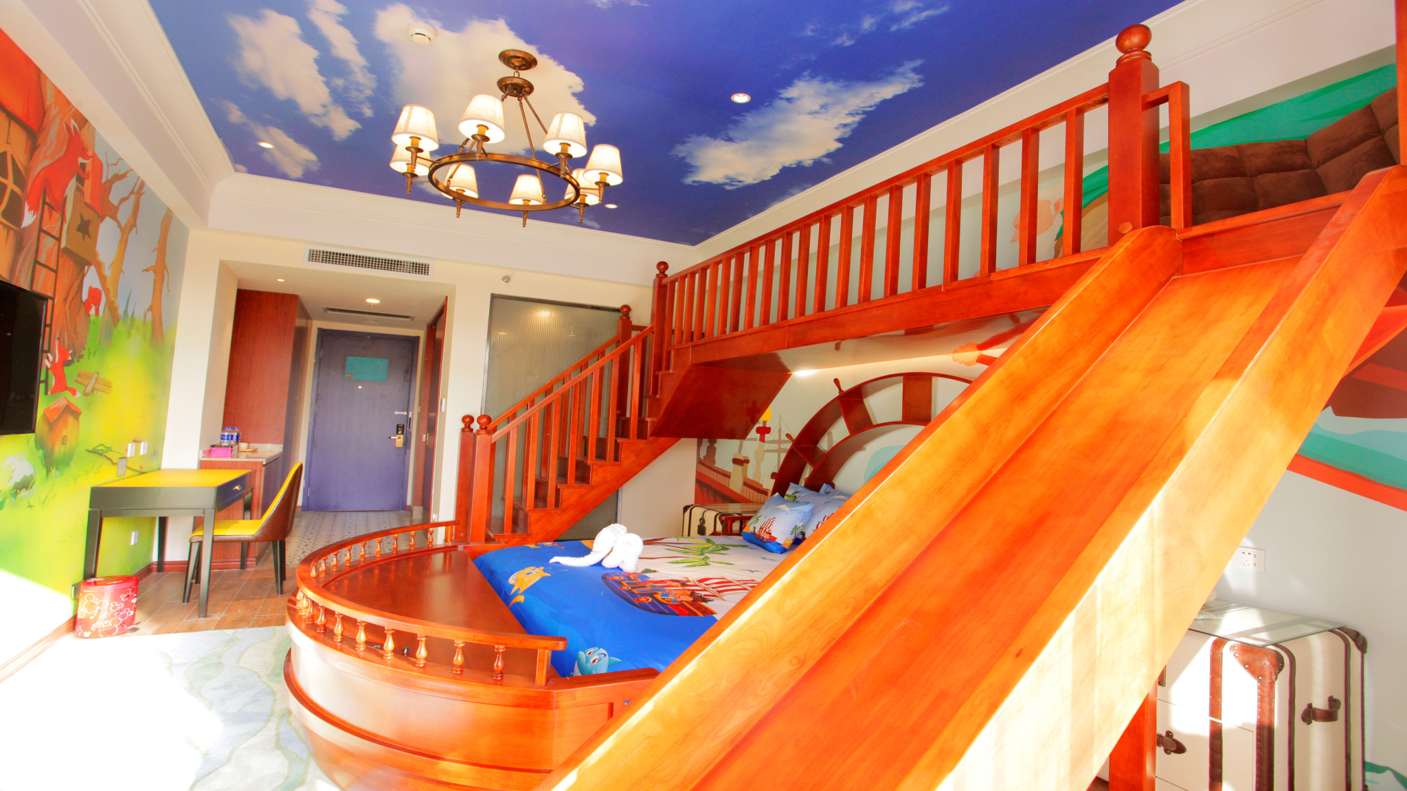  p>荣逸四季童话酒店是一家亲子度假主题酒店,位欧式建筑风格,并拥有