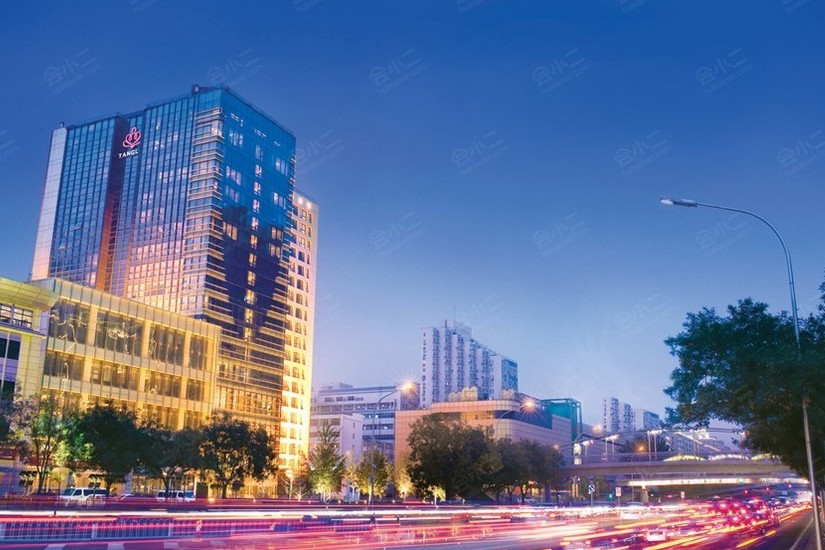  p>北京唐拉雅秀酒店地处北京著名的长安街西边,是 a target="_blank"