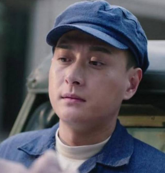 男,是电视剧《 a target="_blank" href="/item/那些年,我们正年轻