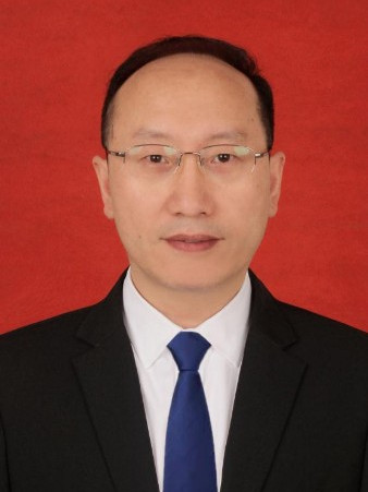  p>陈进,安徽金寨人,1998年7月参加工作,中共党员,大学学历,教育学