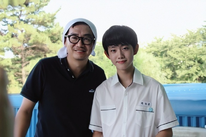  p>洪泰艺(         ),2000年4月15日出生,韩国儿童演员.