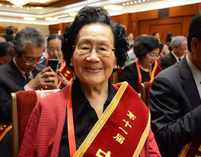 包含北京中医医院陈彤云医疗团队介绍黄牛票贩子，号贩子电话-的词条