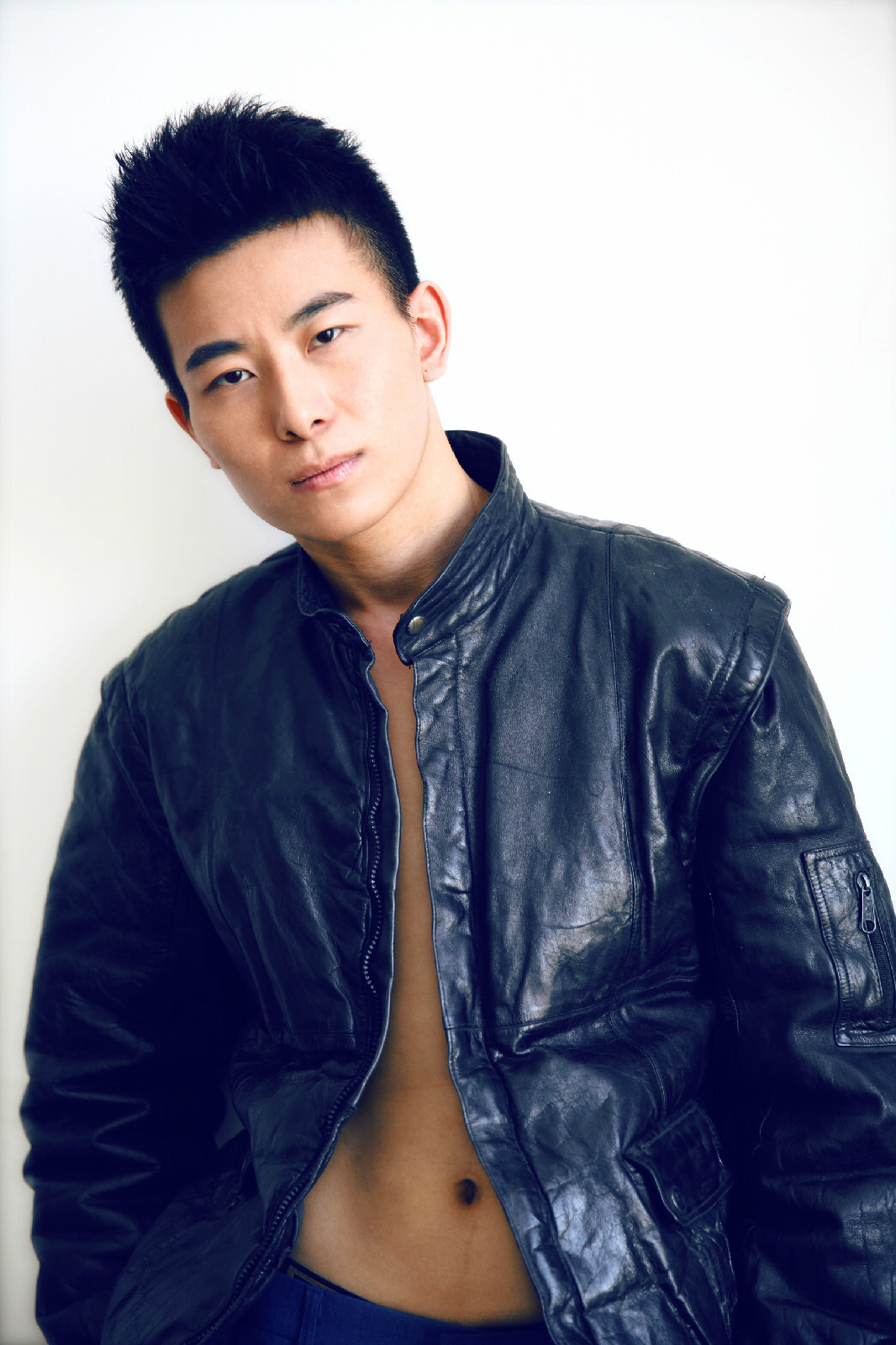  p>郑楠,1991年7月8日出生于吉林省白城市,中国内地男演员,模特,代表