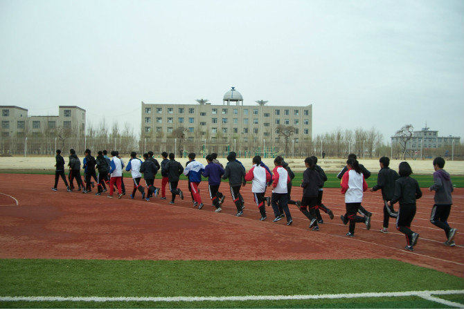  p>镇赉三中位于吉林省白城市镇赉县,现有教学班34个,在校学生2420余