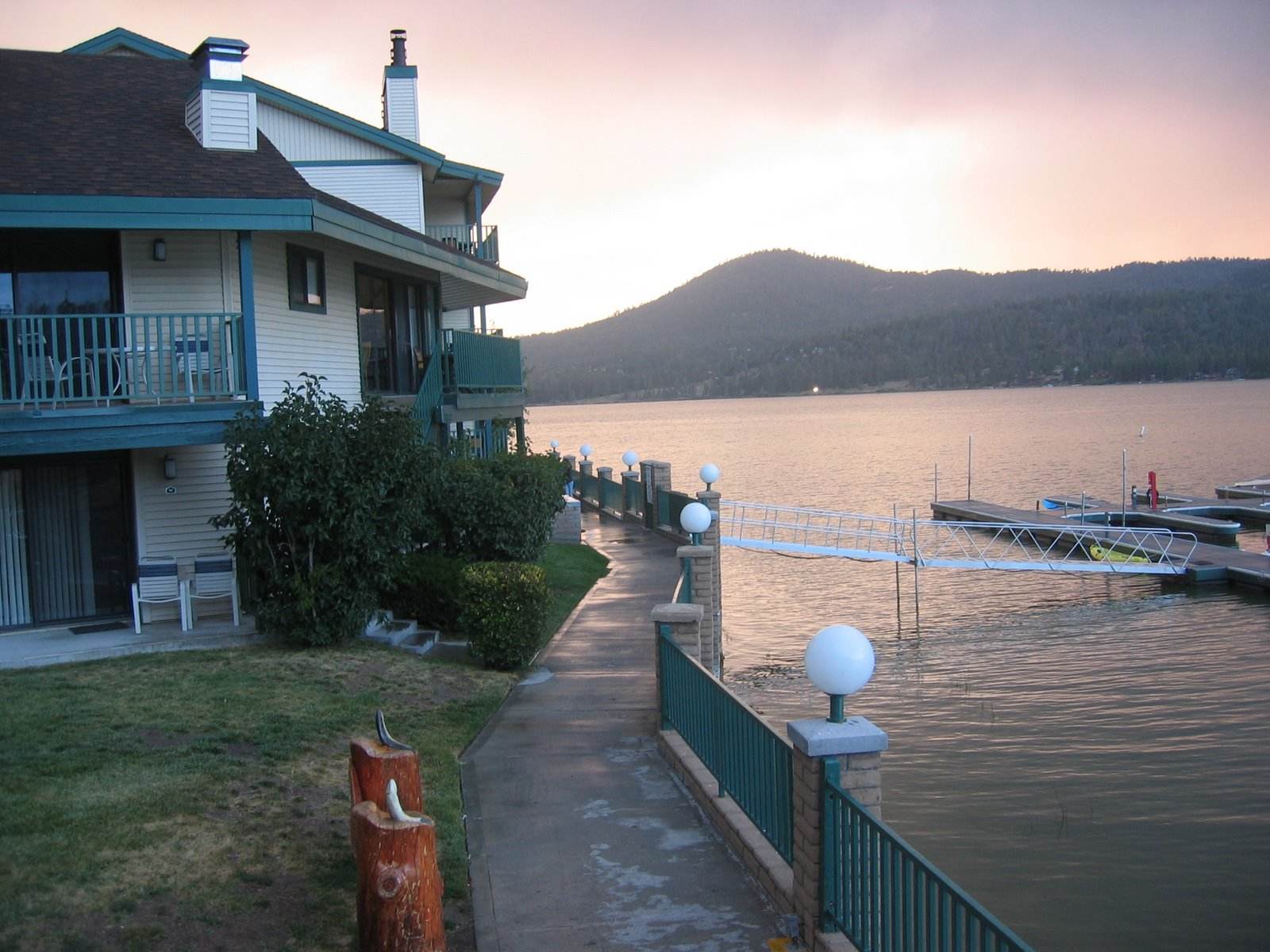  p>马更些河是 a target="_blank" href="/item/加拿大/145973" data