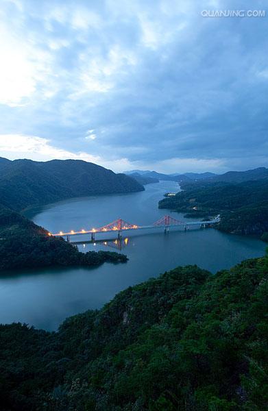 堤川