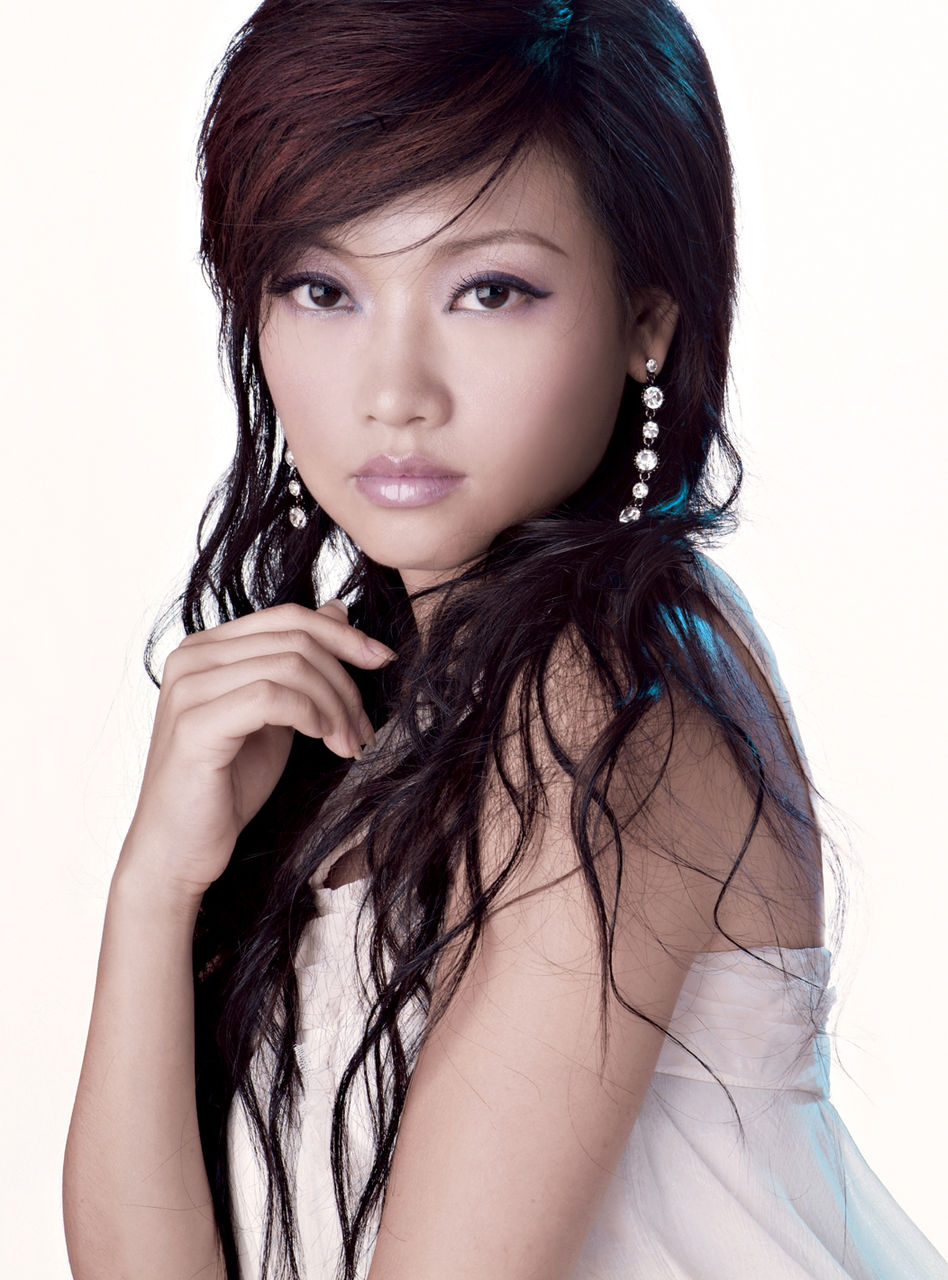 刻上你的名字》是2013年 a target="_blank" href="/item/陈瑞/15273"