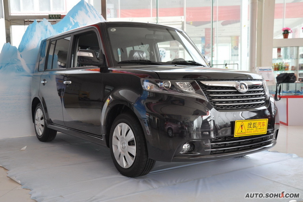  p>长城"酷熊"coolbear,其外型一反盛行的流线型轿车外形,是中国第