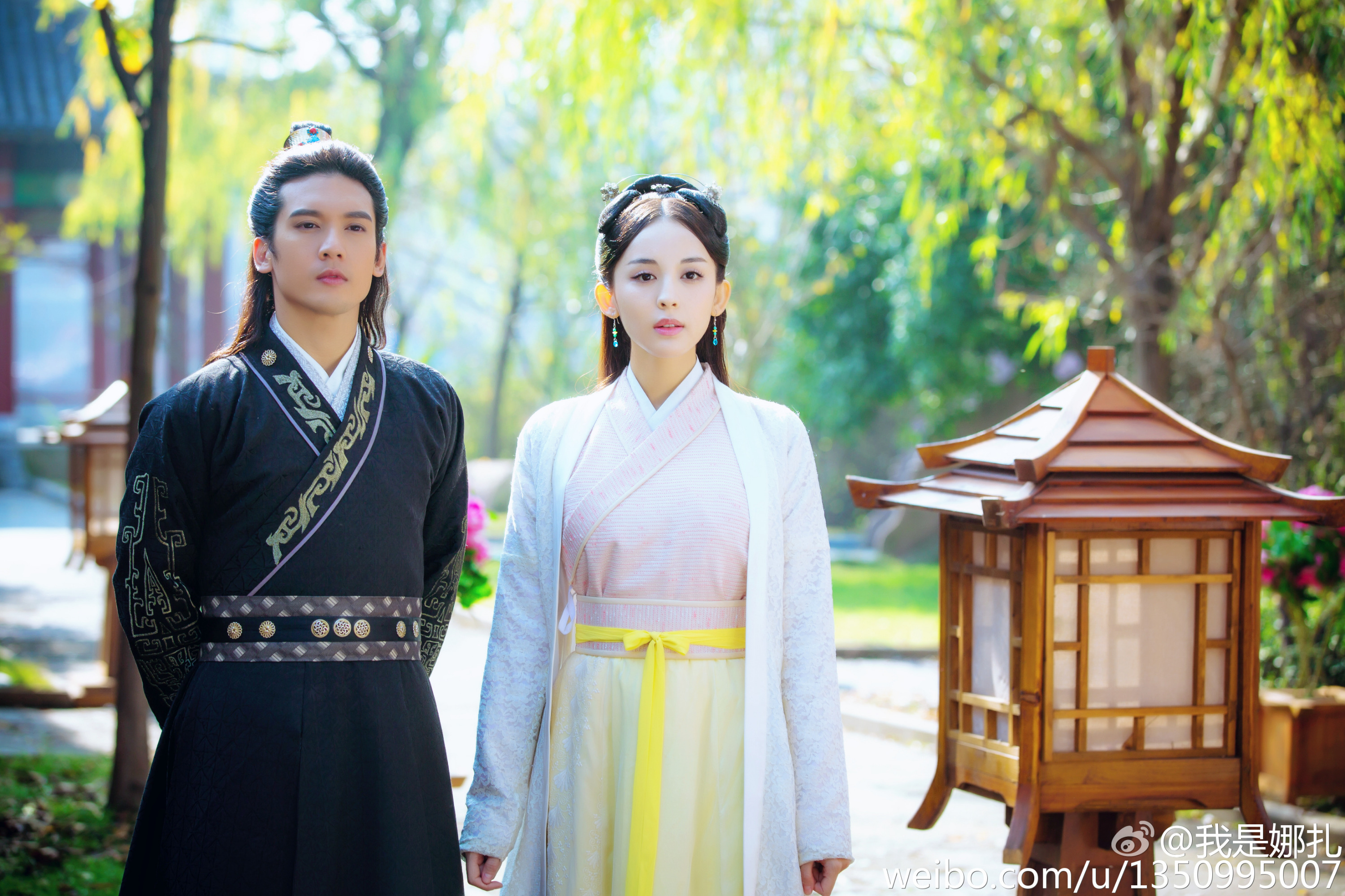  p>古力娜扎(gulnazar),1992年5月2日出生于新疆乌鲁木齐市,中国内地