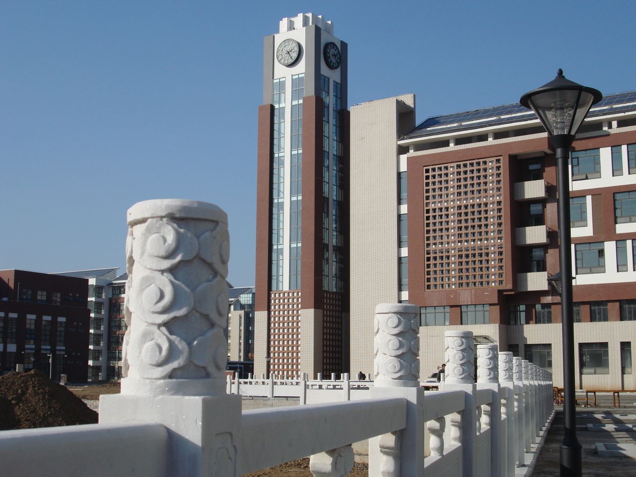 济宁市第一中学