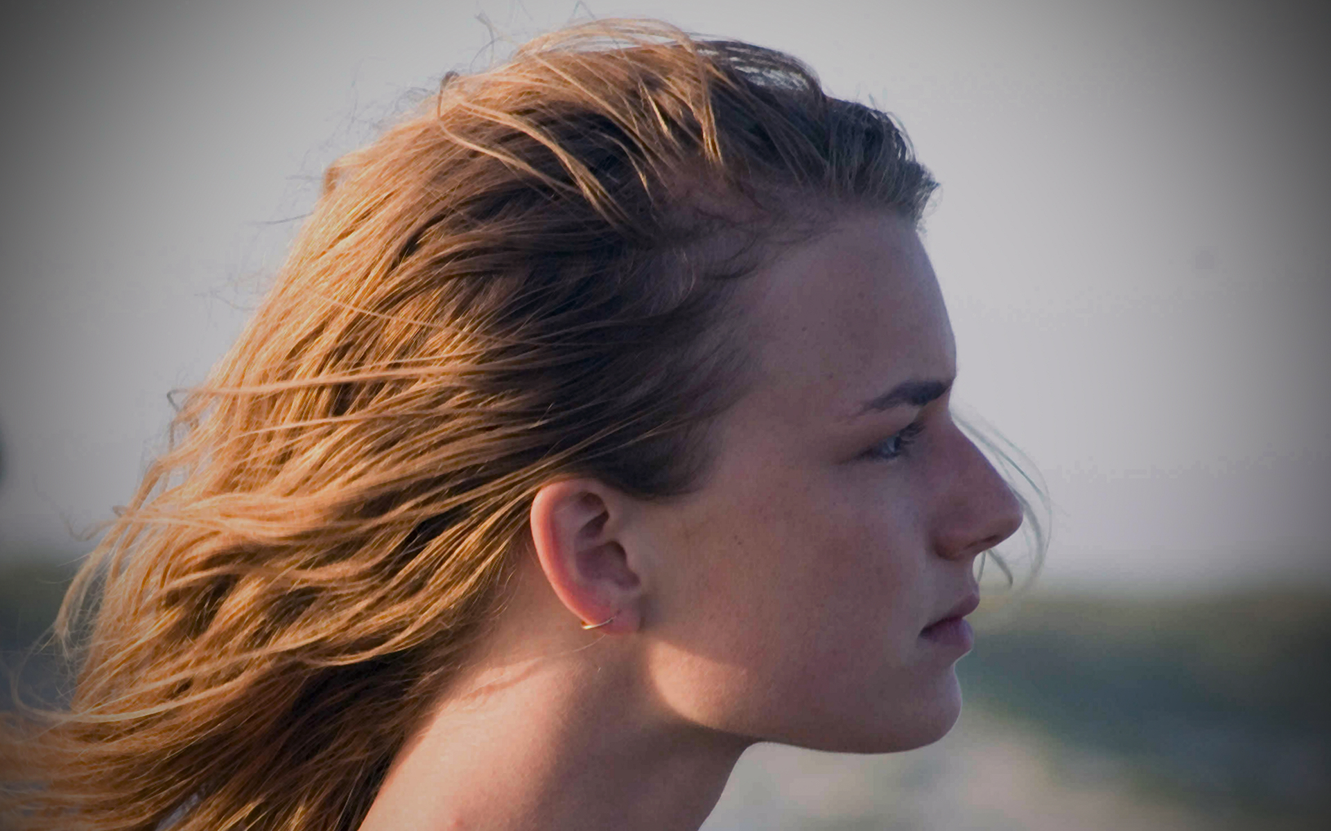  p>艾米丽·万凯普(emily vancamp),1986年5月12日出生于 a target="