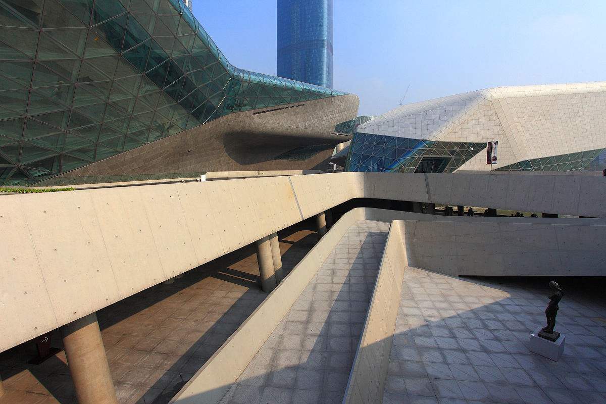  p>广州大剧院(guangzhou opera house),位于广东省广州市天河区珠江