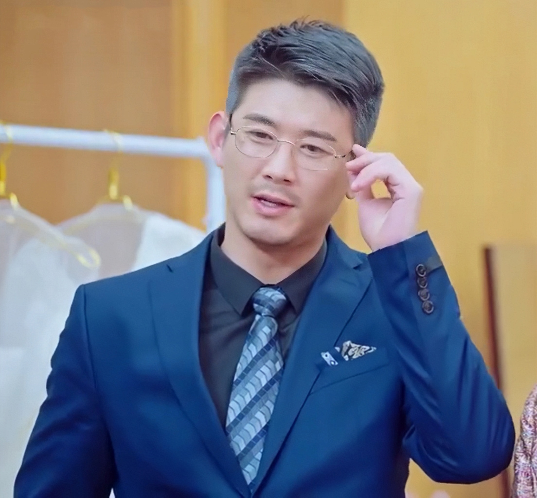  p data-id="typ1bejjfaur">李洁,中国内地男演员.