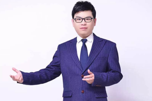>万猛曾任 a target="_blank" href="/item/新东方优能中学/15713029"