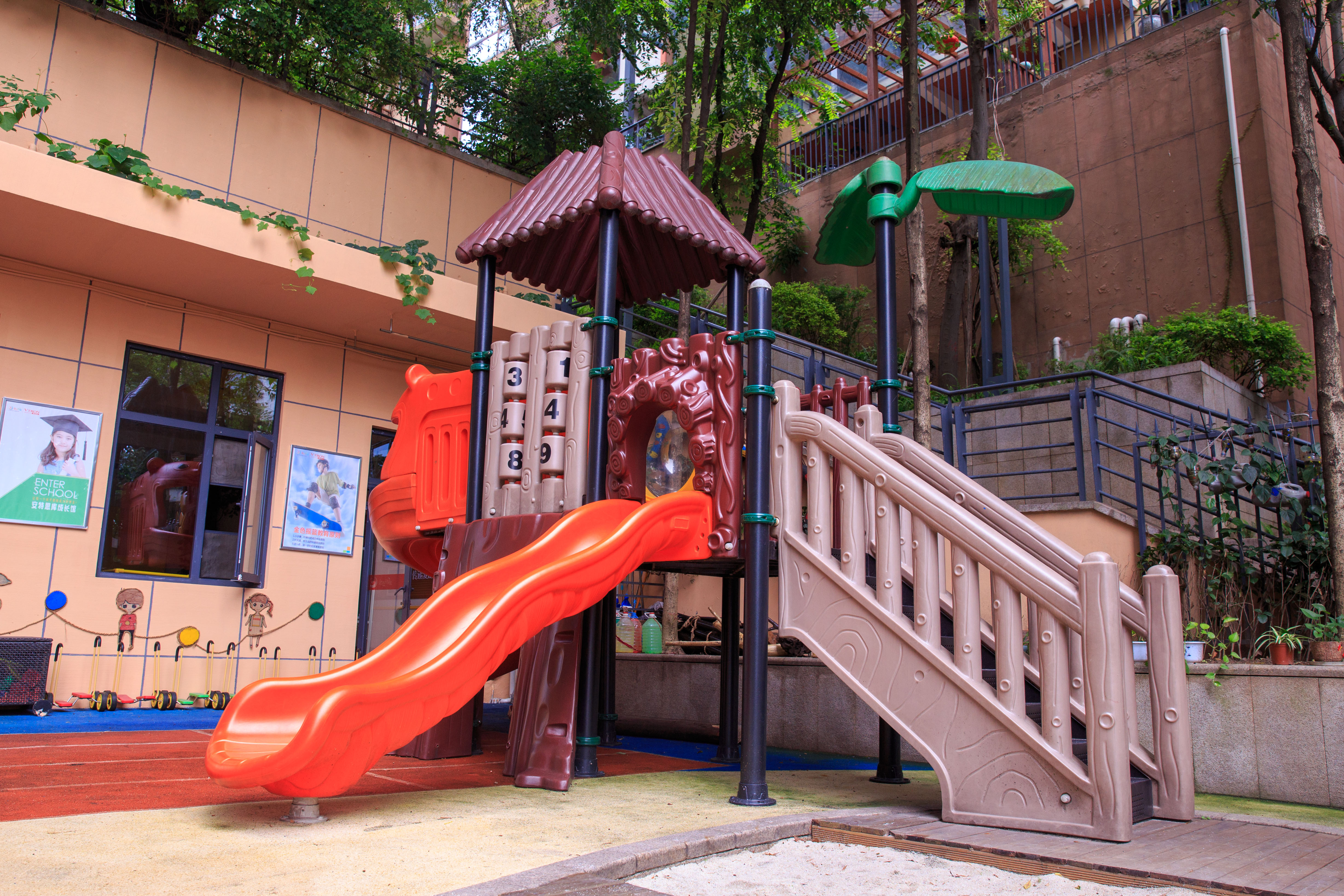 重庆江北金色摇篮幼儿园