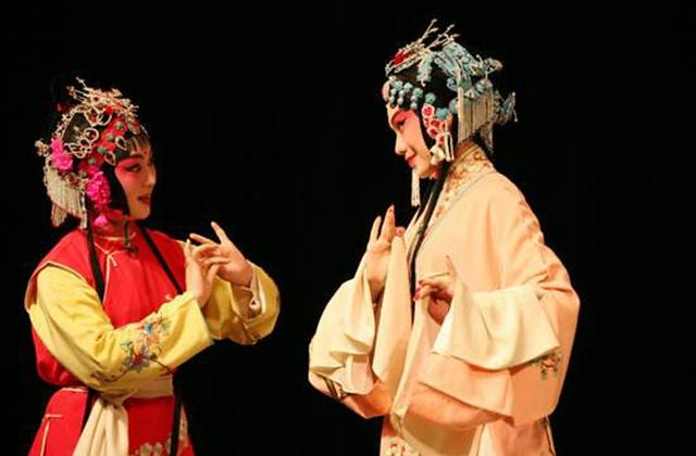 元杂剧大多是一本四折，《西厢记》却为何开了二十折的先例？_百科TA说