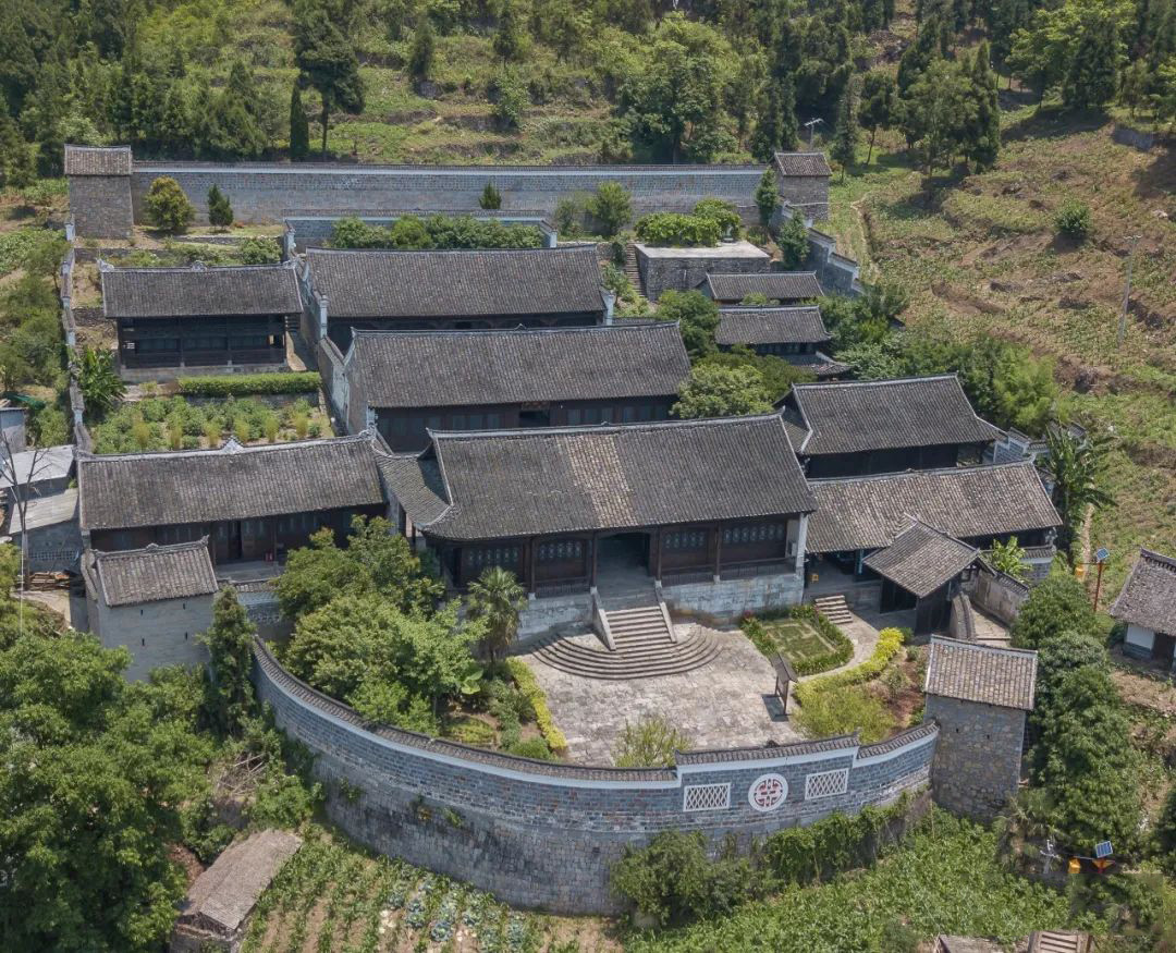 大屯彝族土司庄园