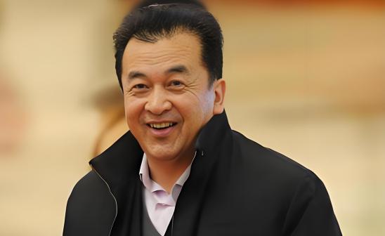 黄宏（中国内地男演员、小品表演艺术家、导演、编剧、出品人、一级演员、陆军少将、中国曲艺家协会副主席）_百度百科