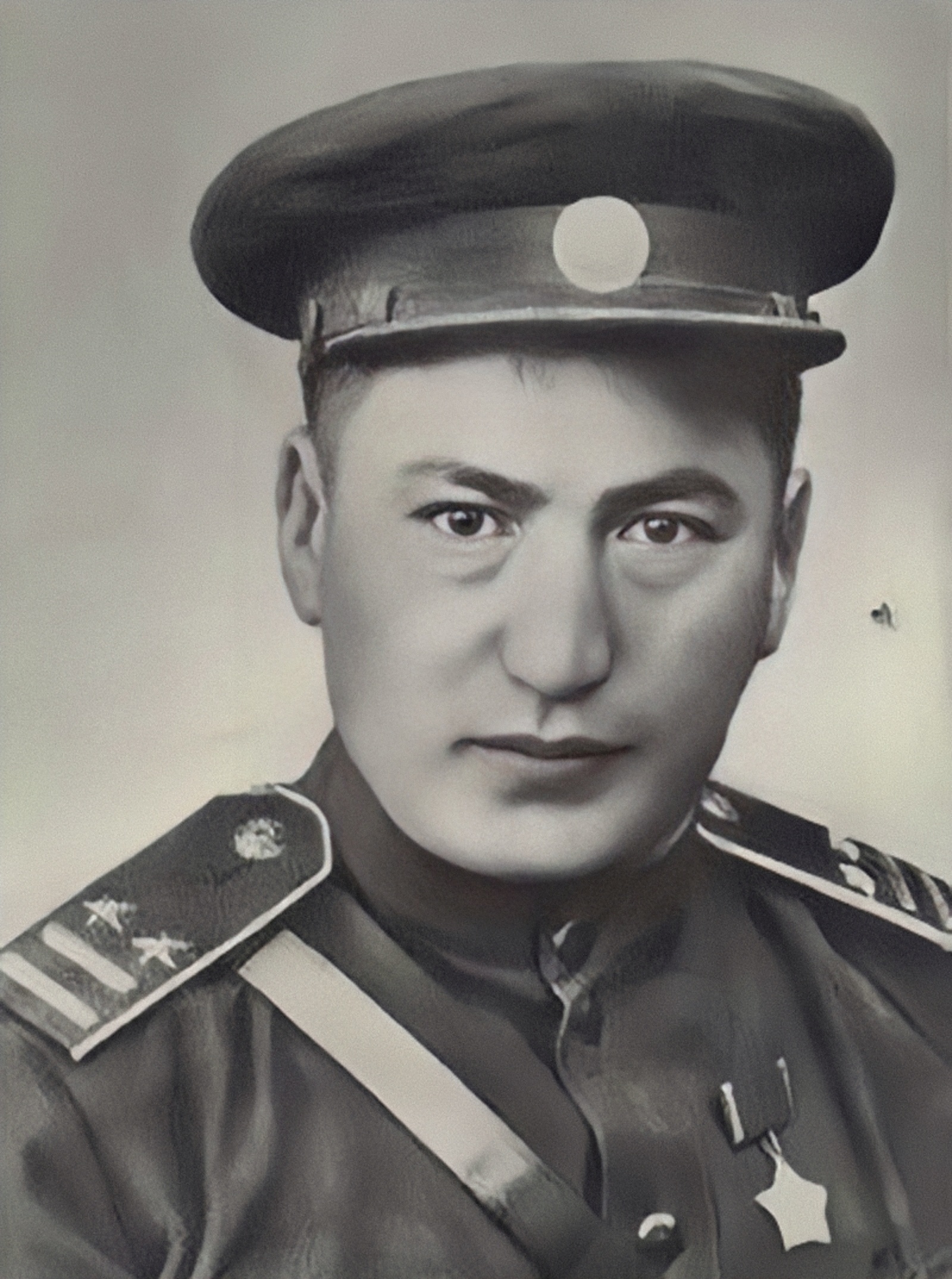  /p> p>1962年4月后离境前往前苏联,后参与