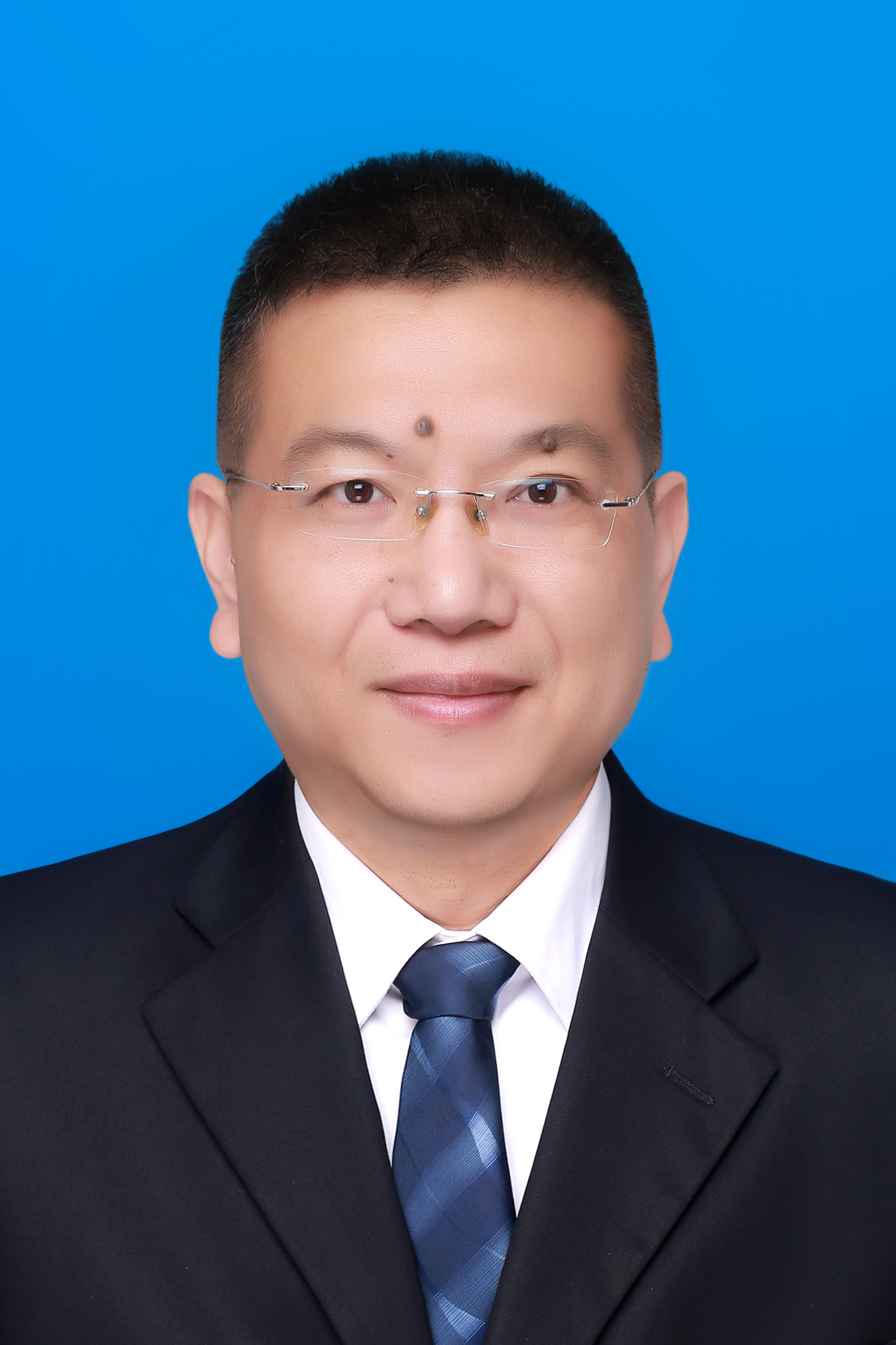  /p> p>现任福建省三明市三元区副区长(挂职). /p>