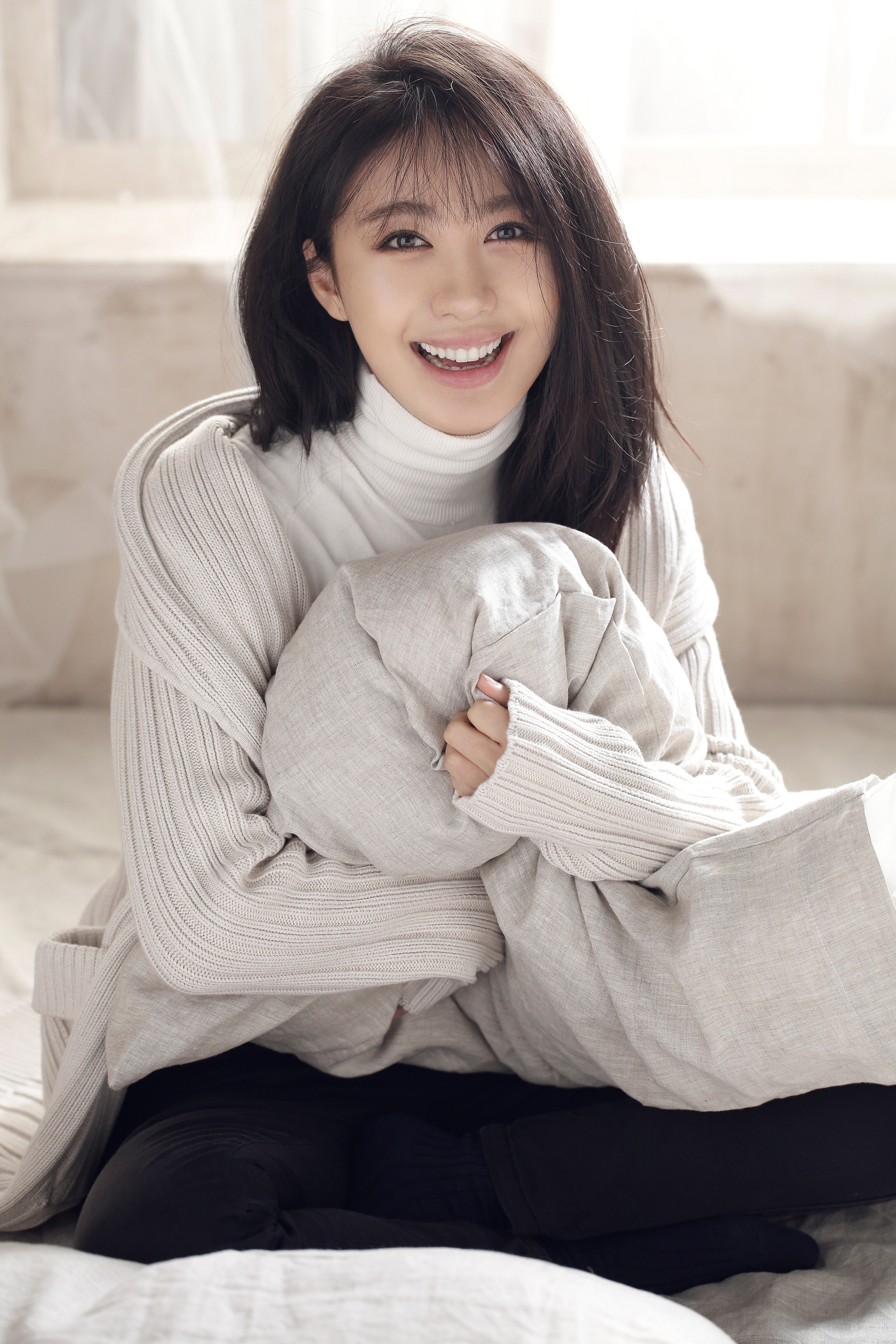  p>李菲儿,1987年10月3日出生于辽宁,中国内地影视女演员,歌手.