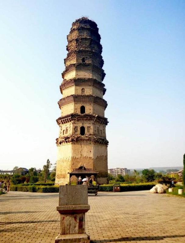 尉氏兴国寺塔