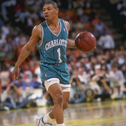  p>蒂尼·博格斯(tyrone bogues),全名tyrone curtis bogues,又称 a
