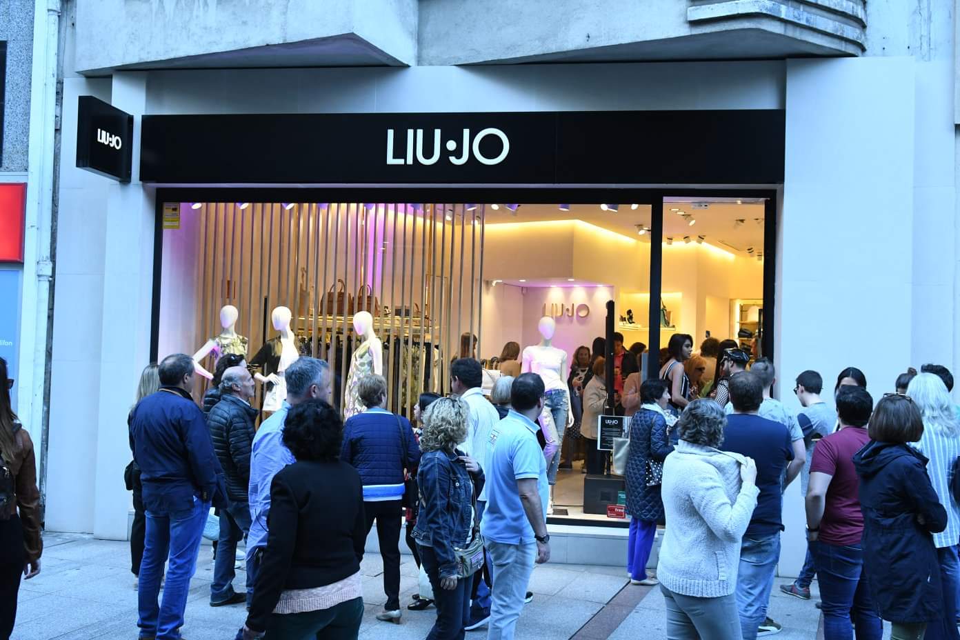 href="#" data-lemmaid="148336">意大利 /a>品牌刘·乔(liu·jo)于