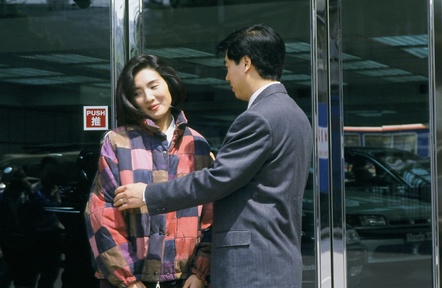 《天伦》是由 a target="_blank" href="/item/香港电视广播有限公司