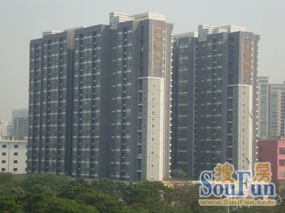  p>盈锋广场位于东莞城区东端,东纵大道和东城中路交汇处,地理位置