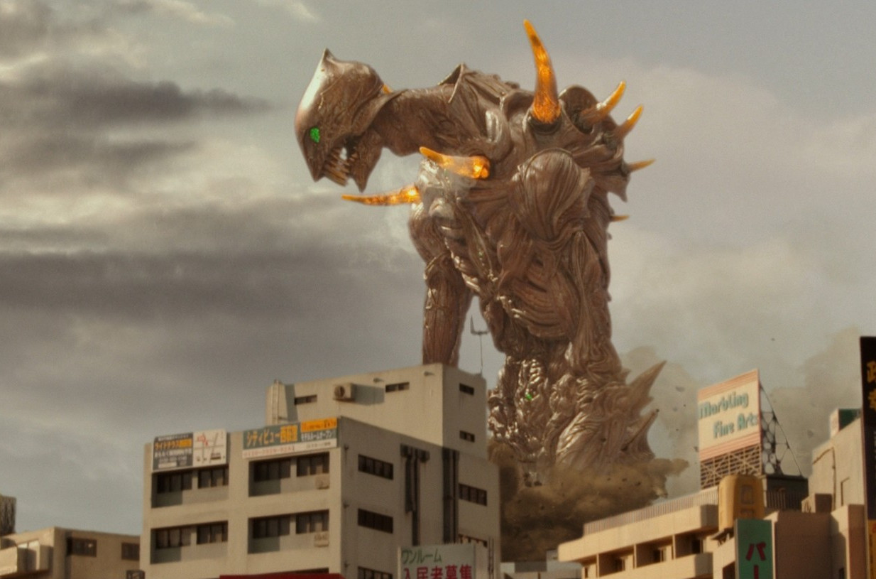 巨神兵在东京出现