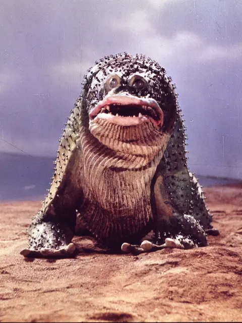  p>蛤蜊怪兽加玛库基拉(ガマクジラ/gamakujira)是《初代 a target="