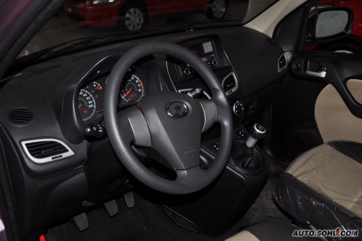  p>长城哈弗m1是一款由长城汽车公司发行的车型,该款车设计可爱动感