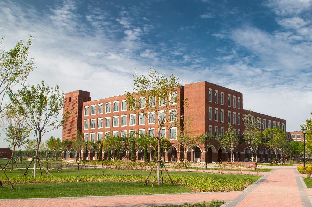  p>天津商务职业学院(tianjin college of commerce)是一所 a target=