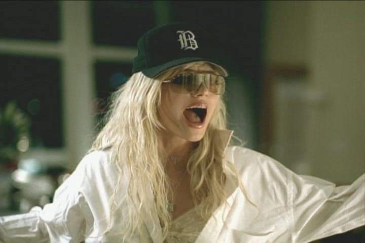  p> b>《everytime》 /b>是全球流行天后 b>布兰妮·斯皮尔斯 /b>录制