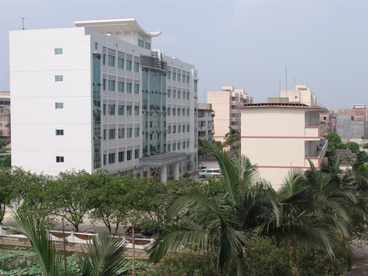 贵港市江南中学