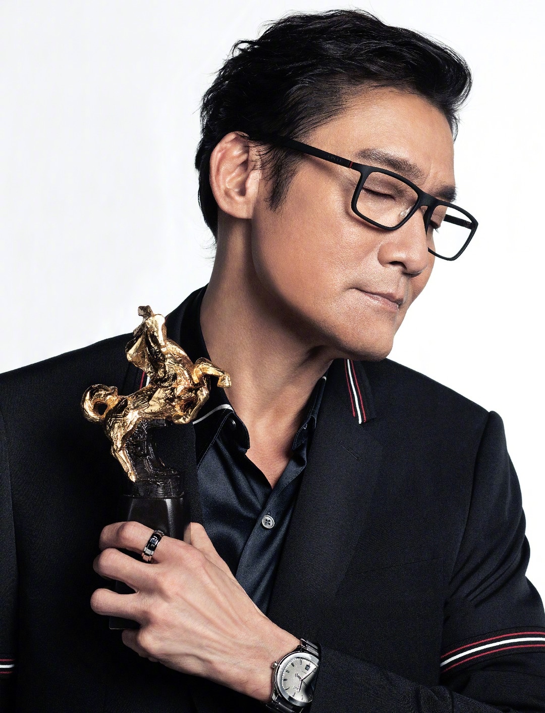  p>梁家辉(tony leung ka fai),1958年2月1日出生于中国香港,祖籍广东