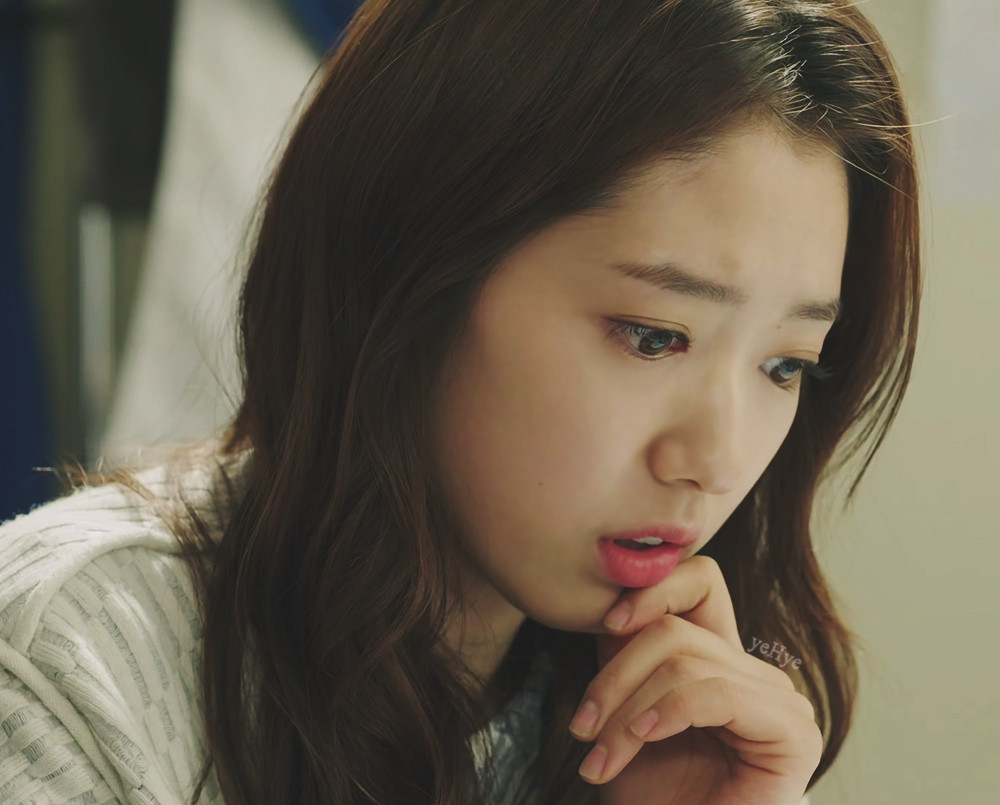 朴信惠 i>(         ,park shin hye) /i>,1990年2月18日出生于韩国